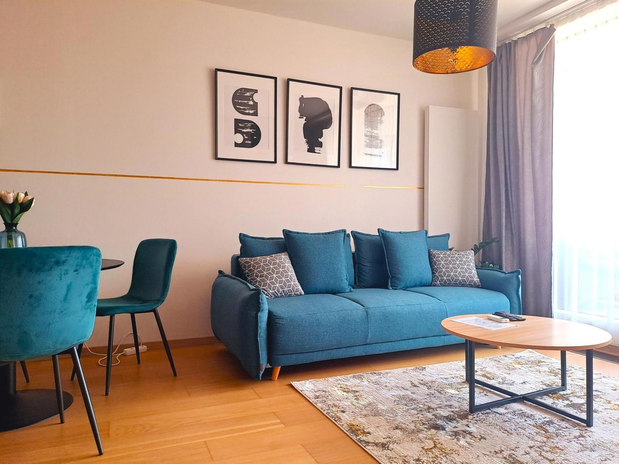 Free Garage Parking!!! Stylish Getaway In Prime Location - By The Danube And Old Town